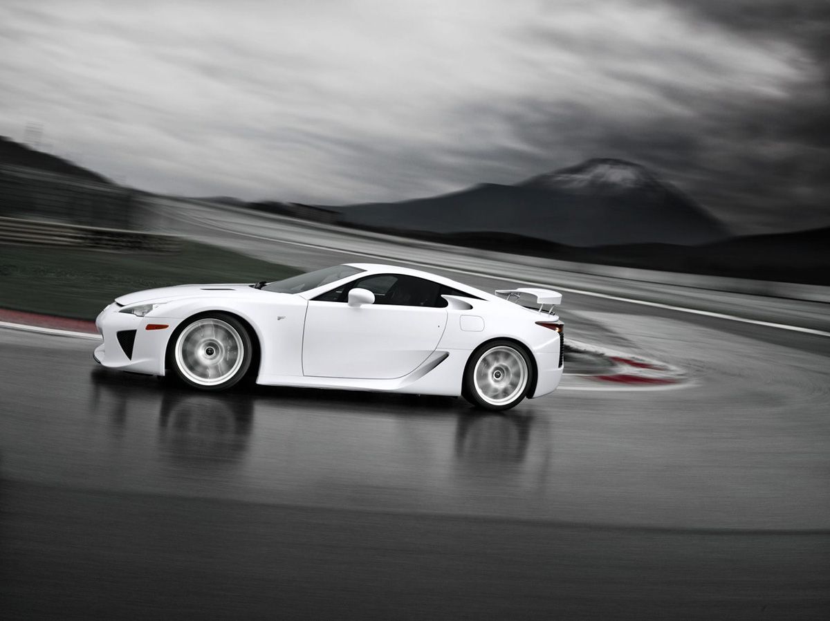 LEXUS LFA