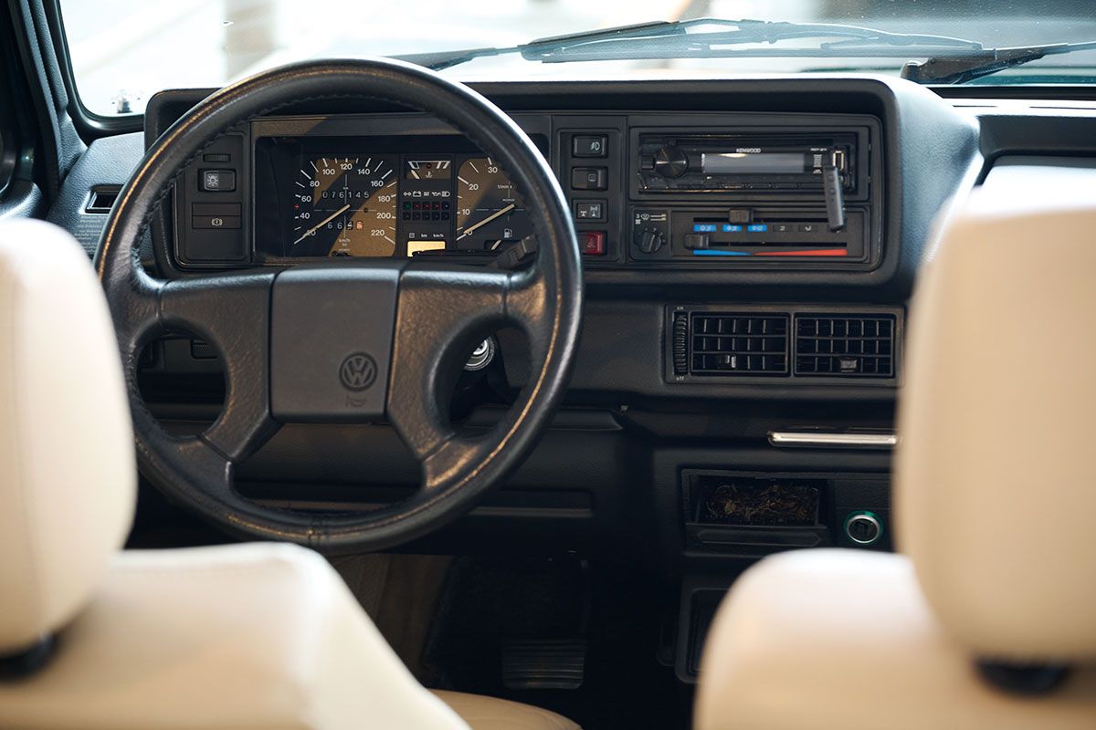 現在の走行距離は7万5000km。「仲の良い修理工場の人にマメに見てもらっているお陰で、気になるところはないです」