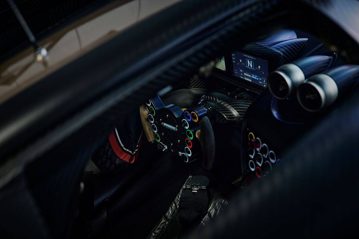 ウアイラR Evo ロードスター