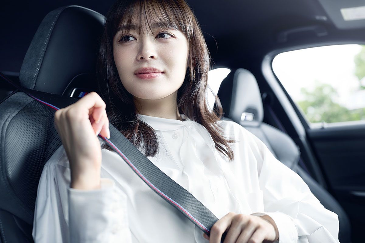 古畑さんお気に入りのM社カラーのステッチ入りシートベルトも限定仕様。