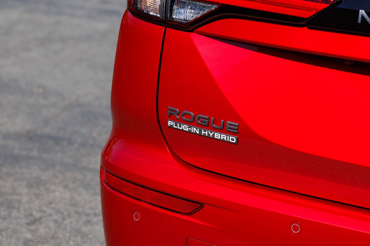 日産「ローグ プラグインハイブリッド」