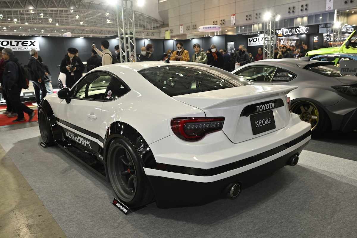 パンダトレノ”がモチーフの「ネオ86」は固定ライトが基本形!?【価格は