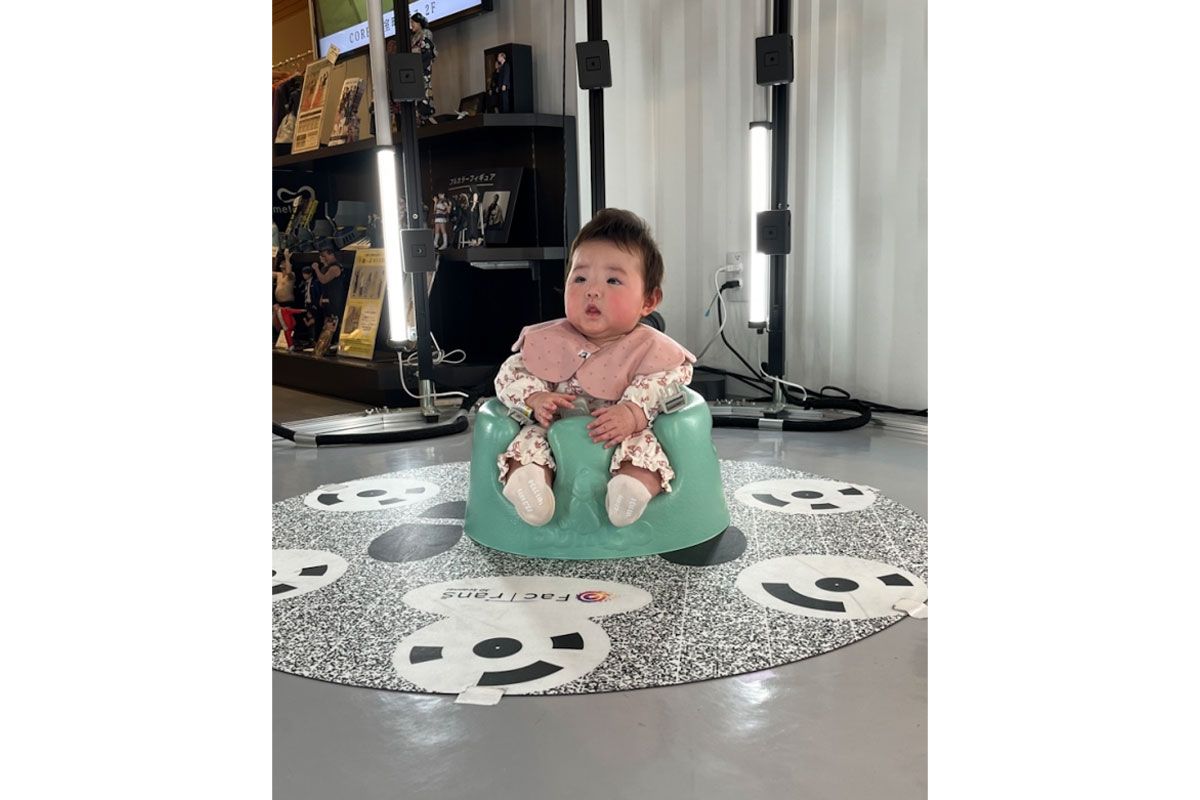 所用時間は数秒。赤ちゃんやペットの撮影も安心できる。