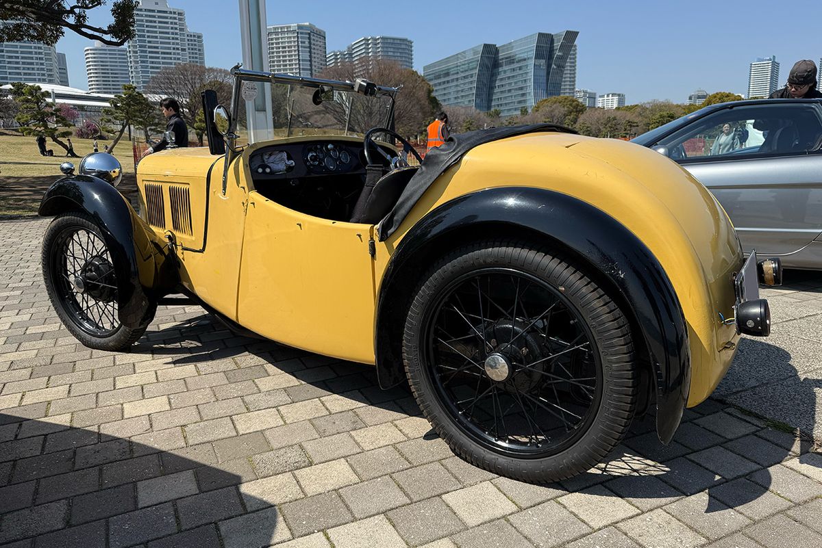 コンパクトな大衆車として1920〜30年代のイギリスを中心にベストセラーとなった