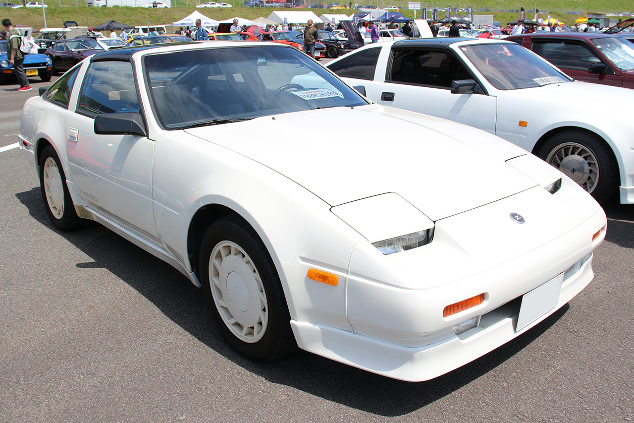 1000台限定のレアな日産300ZXターボ|ボディ全体をパールホワイトに 1000台限定のレアな日産300ZXターボ|ボディ全体をパールホワイトに