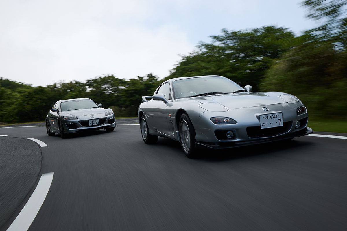 奇跡のコンディションの「RX-7」と「RX-8」｜ マツダのロータリー