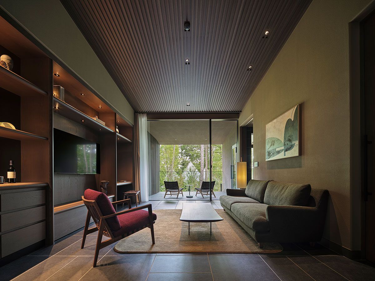 ESSENCE KARUIZAWA　長野県北佐久郡軽井沢町大字長倉字広原21-44　https://essencehotels.jp/karuizawa/