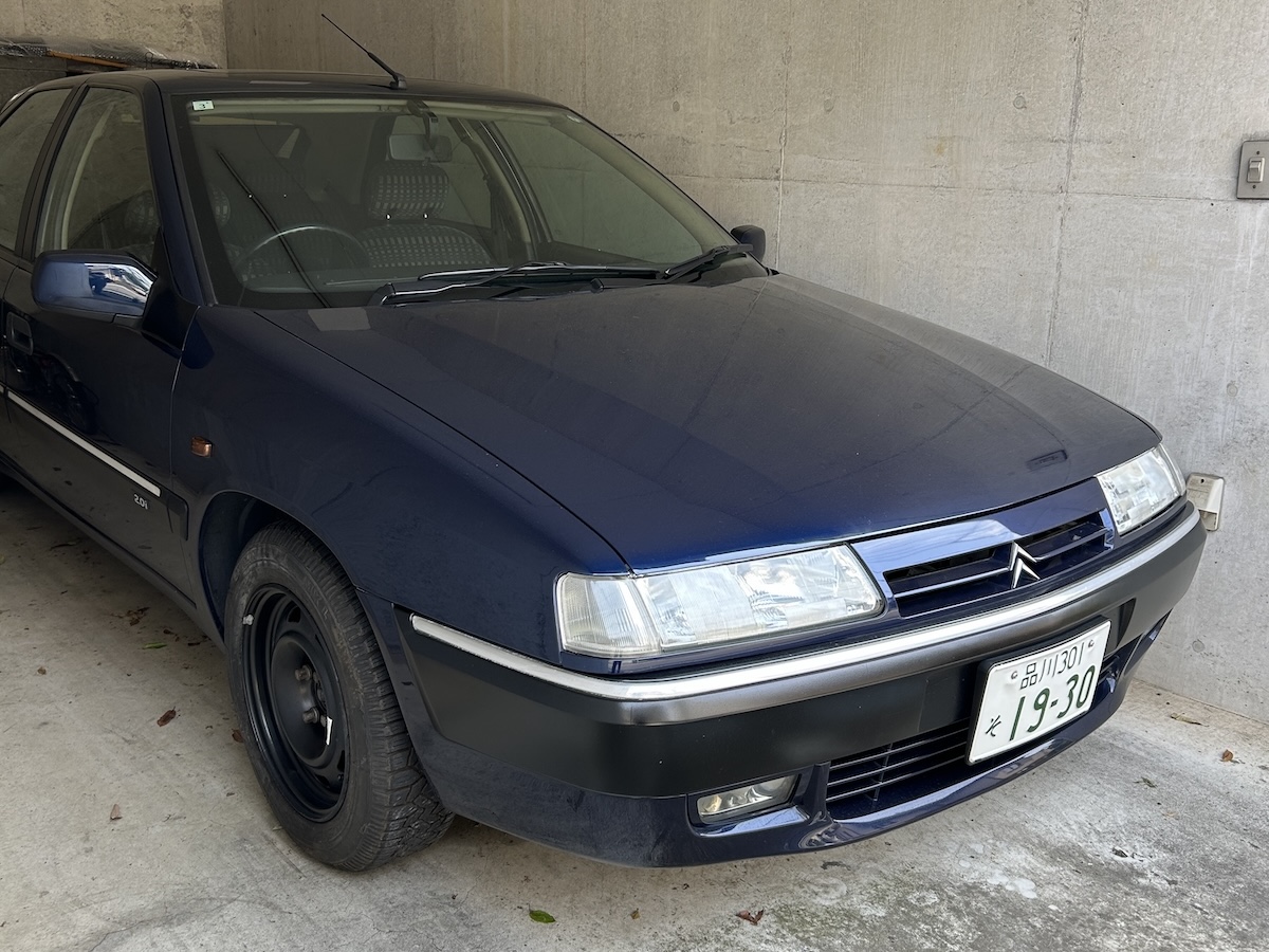 原因はいたずらか？ それともホイールの劣化か？ 30年前の未交換部品に