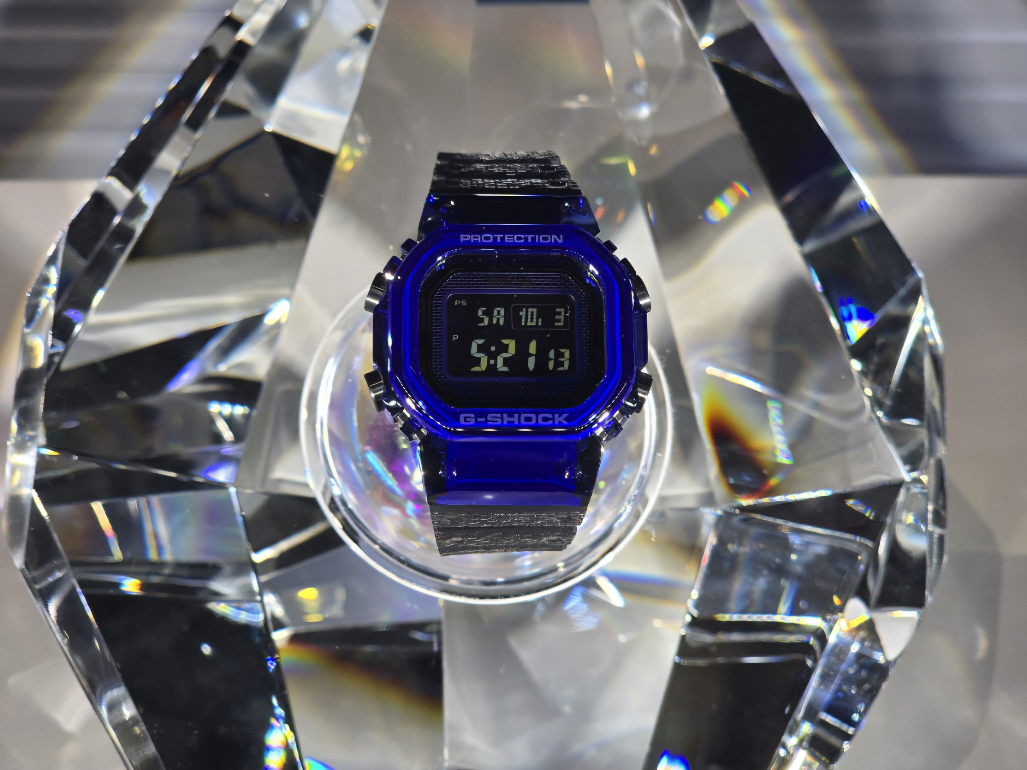 1100万円のG-SHOCK】カシオMR-G30周年記念モデルが12月に発売 | ENGINE