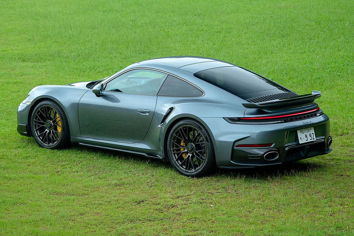 “最強”のポルシェ911と呼べる「ターボS」に試乗した。